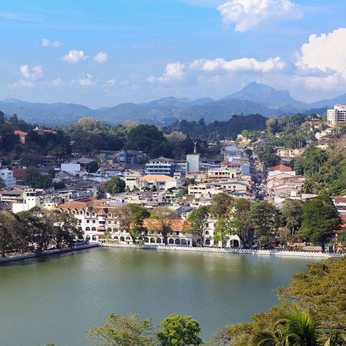 Sri Lanka, Kandy, Lake