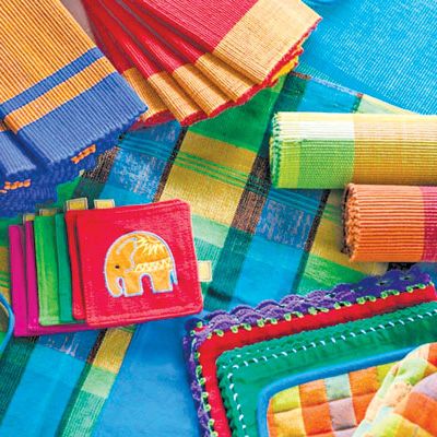 Selyn, hand weaving, Sri Lanka