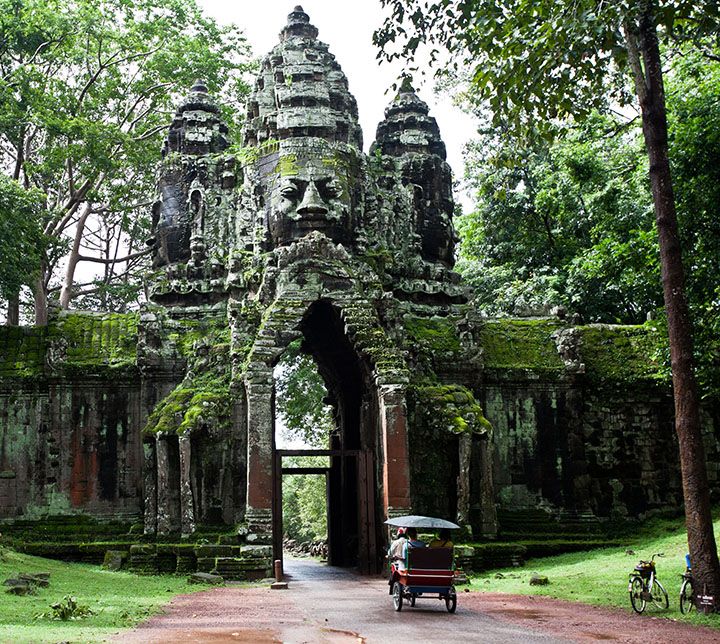 The entrance gate of Angkor in Cambodia Cambodia, Entrance door, Angkor